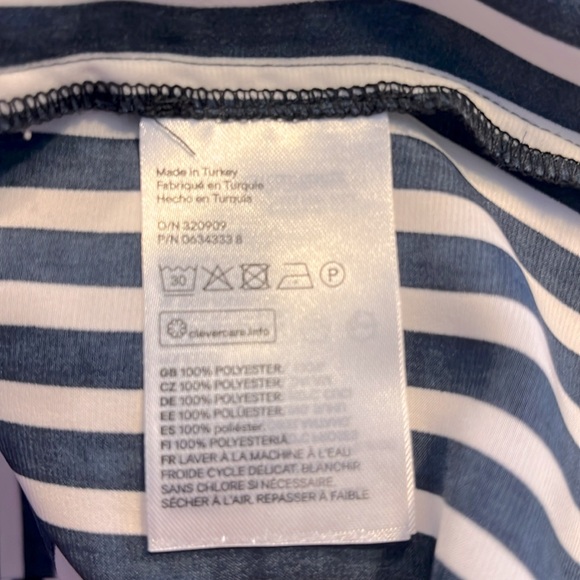 H&M BLUE AND WHITE STRIPED TOP SIZE 8 - Picture 11 of 13